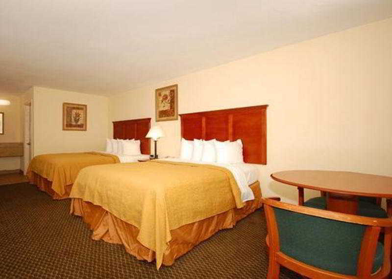 Quality Inn & Suites Lexington Zimmer foto